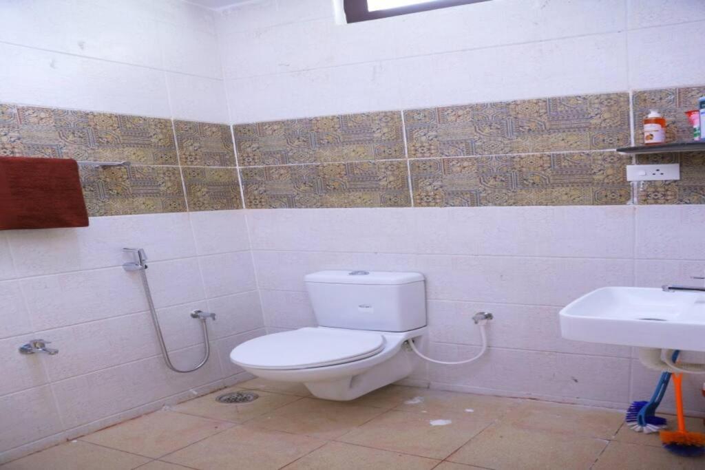 Heritage Home With 3 Bed/3 Bath With Kitchen In A Residential Neighborhood. Madurai Bagian luar foto