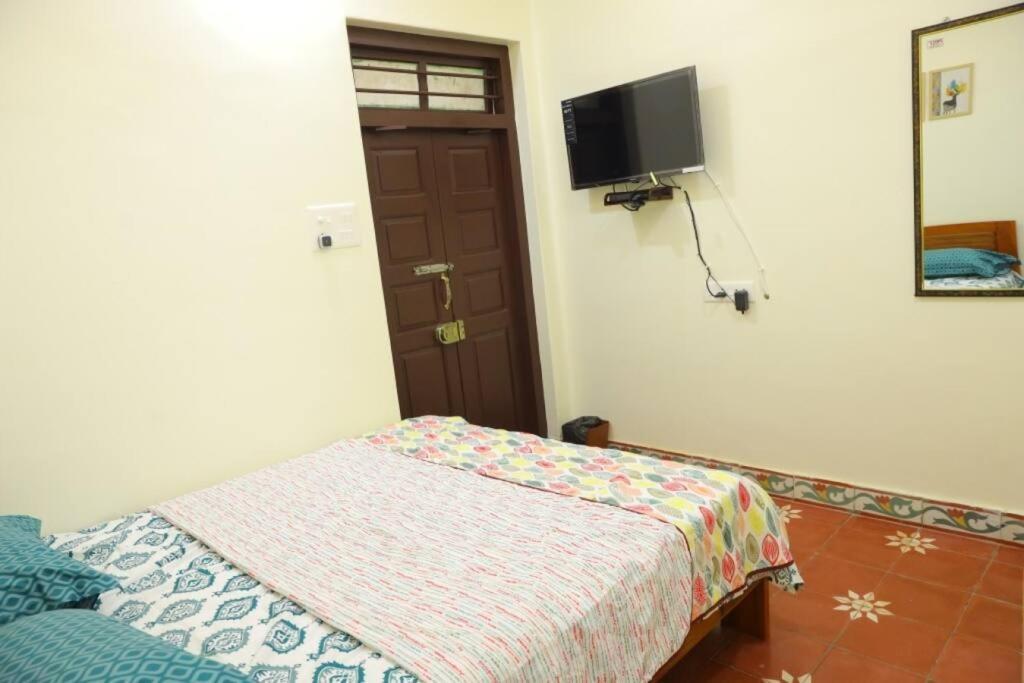 Heritage Home With 3 Bed/3 Bath With Kitchen In A Residential Neighborhood. Madurai Bagian luar foto