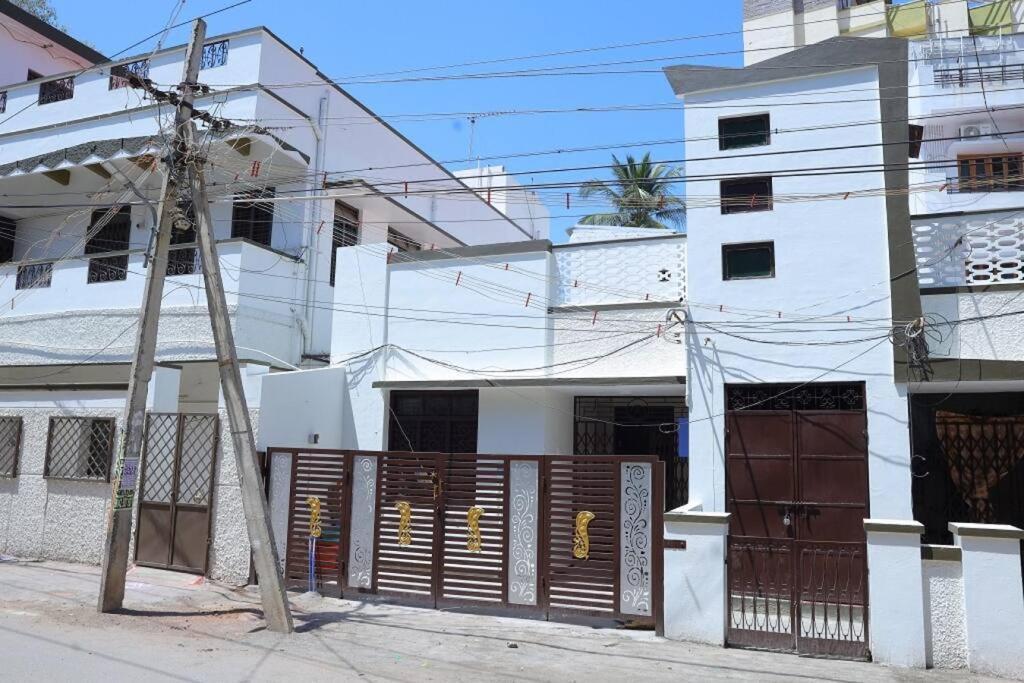 Heritage Home With 3 Bed/3 Bath With Kitchen In A Residential Neighborhood. Madurai Bagian luar foto