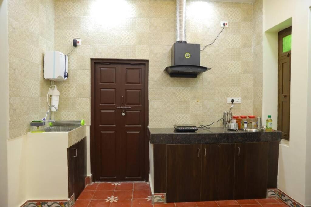 Heritage Home With 3 Bed/3 Bath With Kitchen In A Residential Neighborhood. Madurai Bagian luar foto